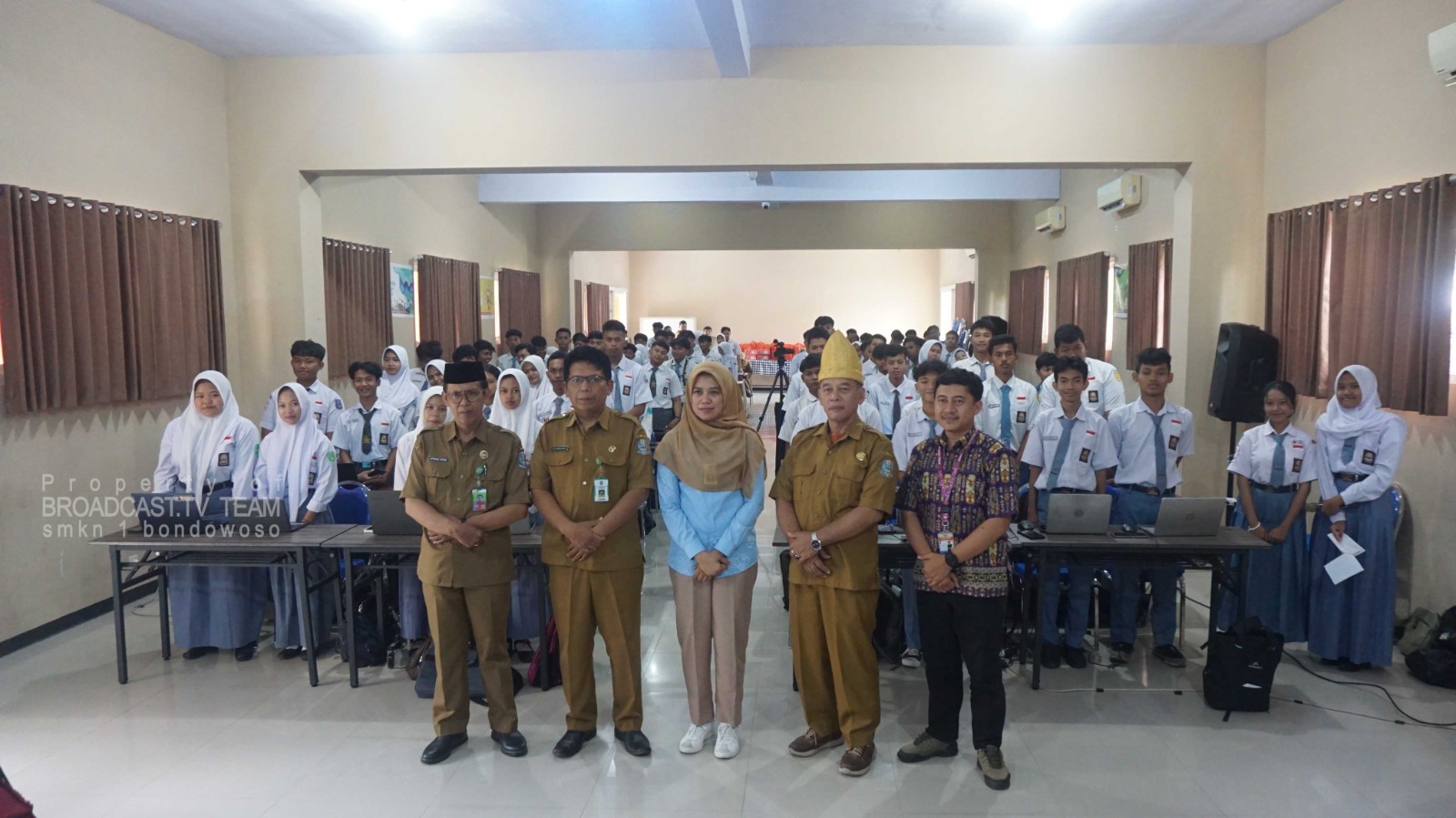 SMKN 1 Bondowoso Tuan Rumah Pelatihan TIK Murid Jawa Timur